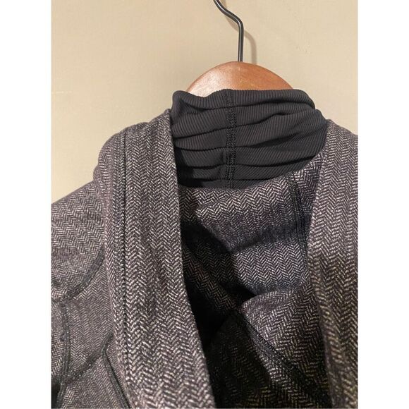 Lululemon Daily Practice Jacket Gray Heathered Herringbone Full Zip Hooded Size - Picture 5 of 8